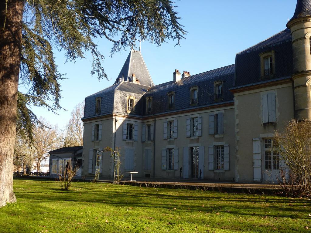 Camping Parc Du Chateau D'Allot 호텔 Boé 외부 사진