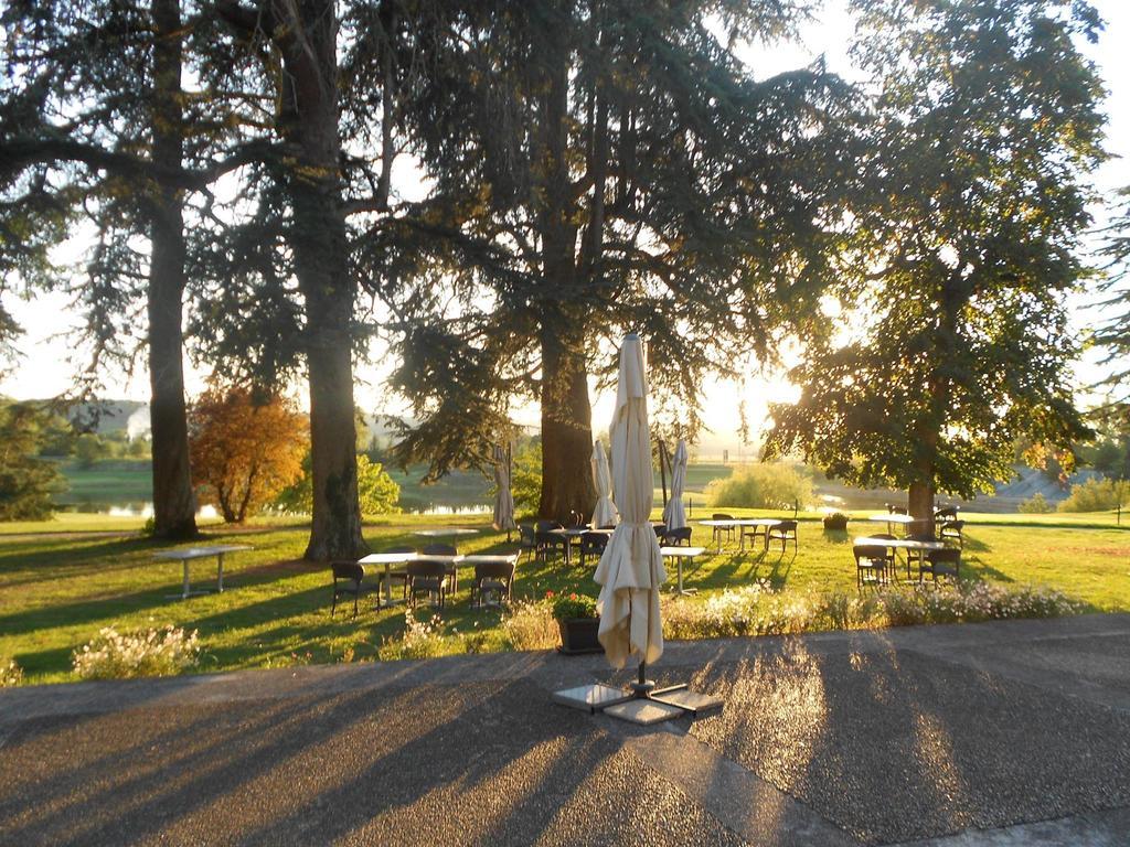 Camping Parc Du Chateau D'Allot 호텔 Boé 외부 사진